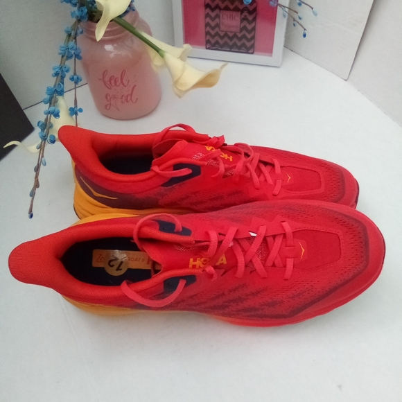 Hoka One One Men's Speedgoat 5 in Fiesta Radiant Yellow, size 12 - Picture 14 of 15